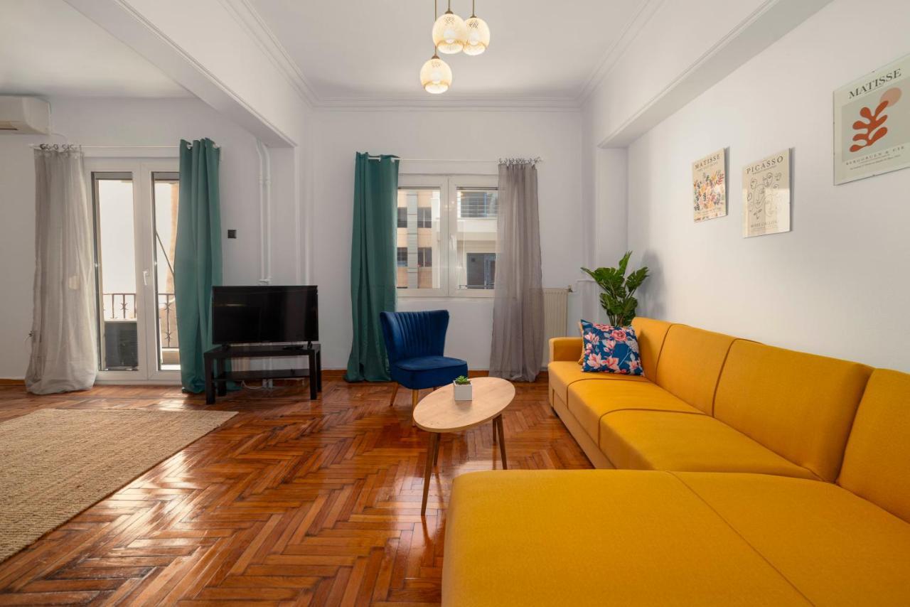Spacious 2Bd Apartment Next To Athens Archeological Museum Exterior photo