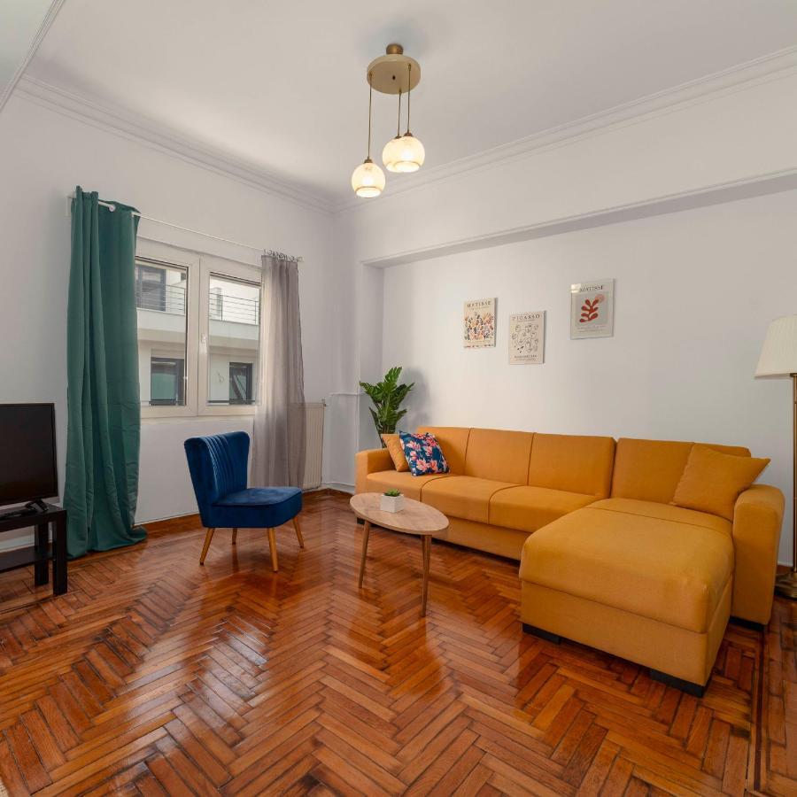 Spacious 2Bd Apartment Next To Athens Archeological Museum Exterior photo