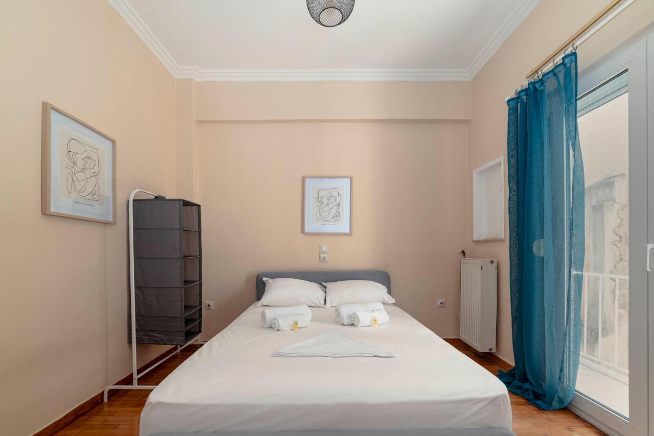 Spacious 2Bd Apartment Next To Athens Archeological Museum Exterior photo