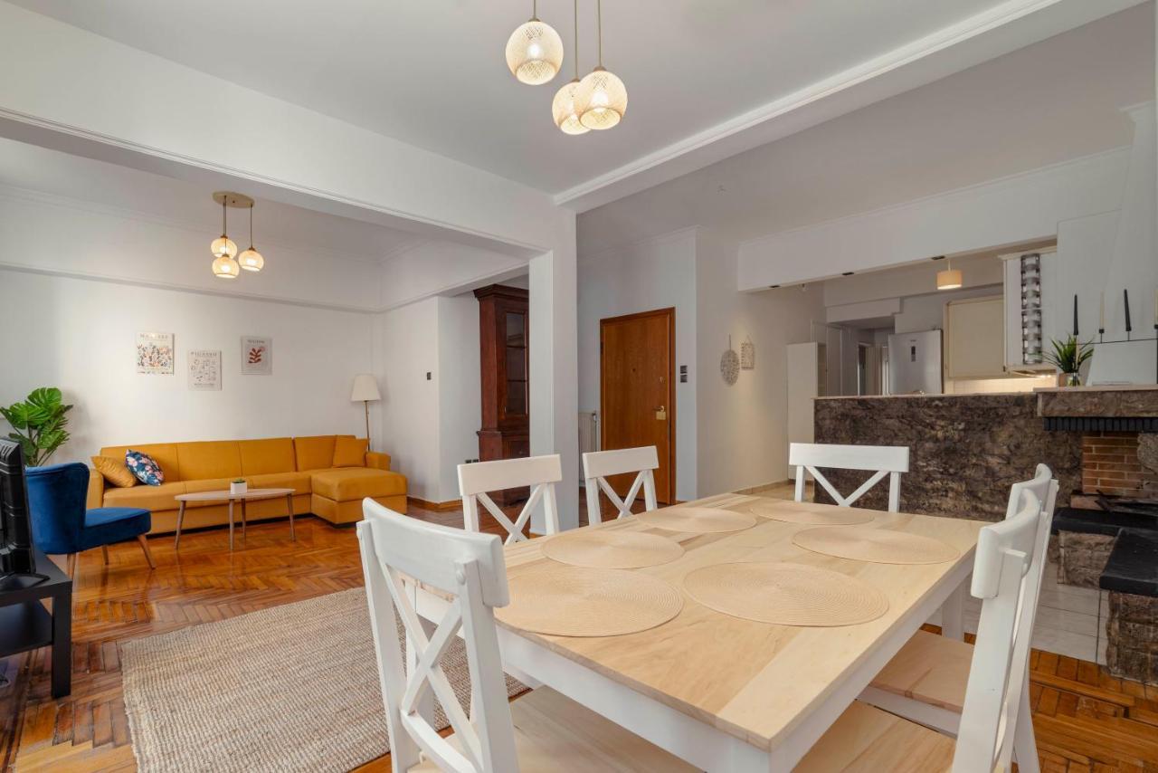 Spacious 2Bd Apartment Next To Athens Archeological Museum Exterior photo